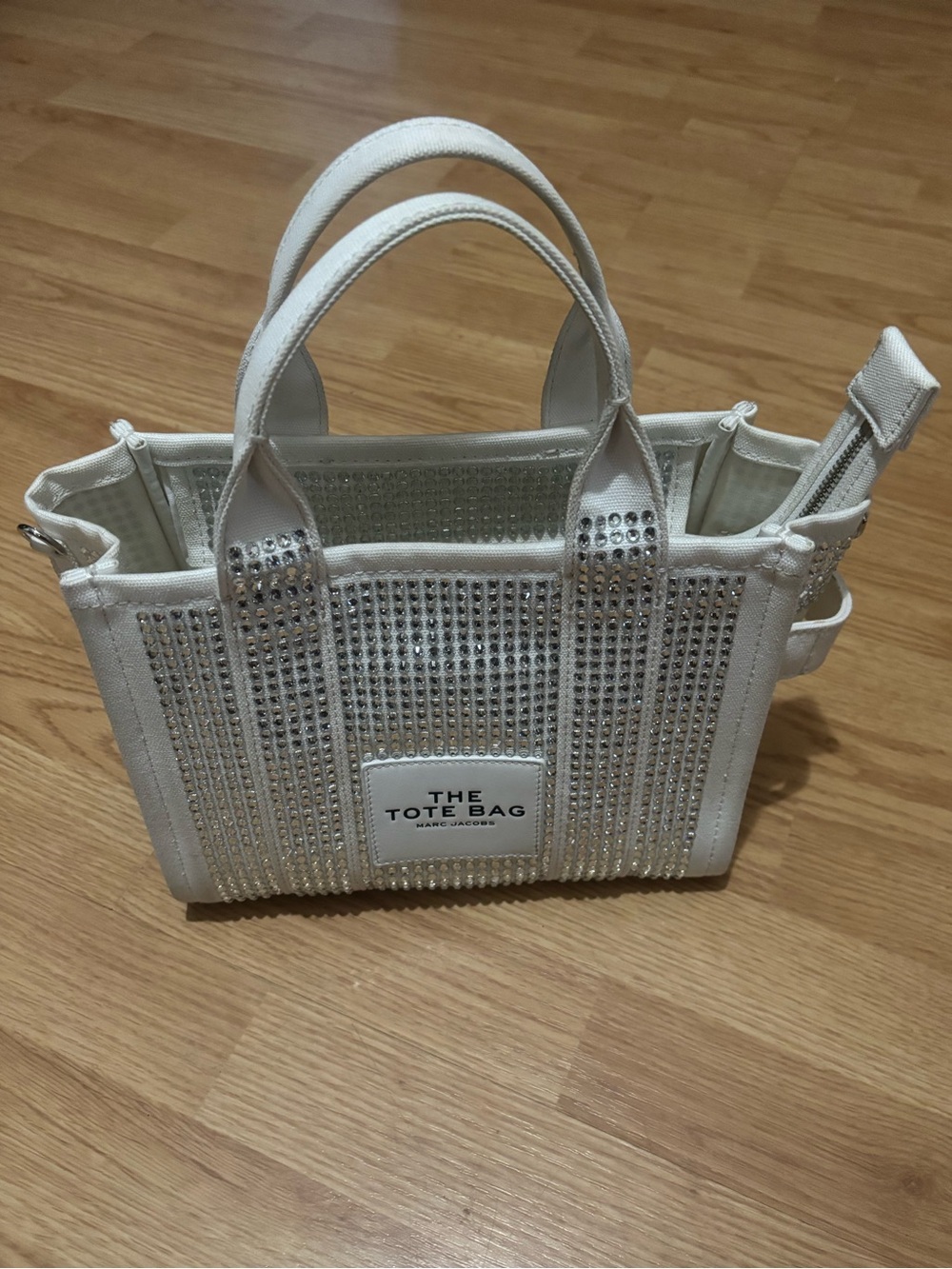 Marc Jacobs White Crystal-Embellished Tote - Picture 3 of 10
